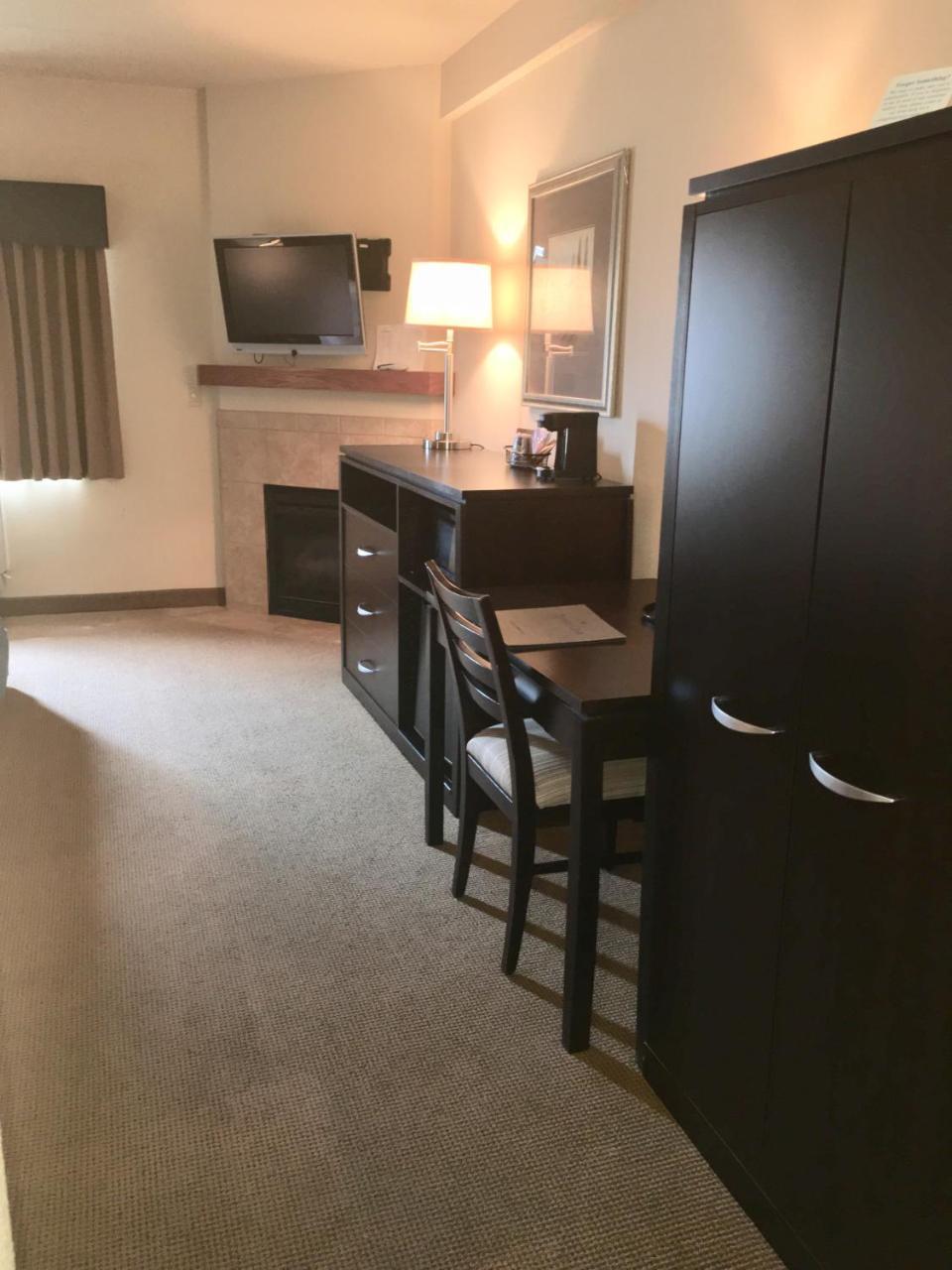 Americinn By Wyndham Monmouth Екстер'єр фото